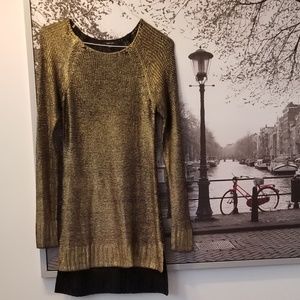 Gold sweater size M